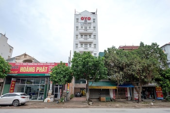 Lenka Hotel by OYO Rooms
